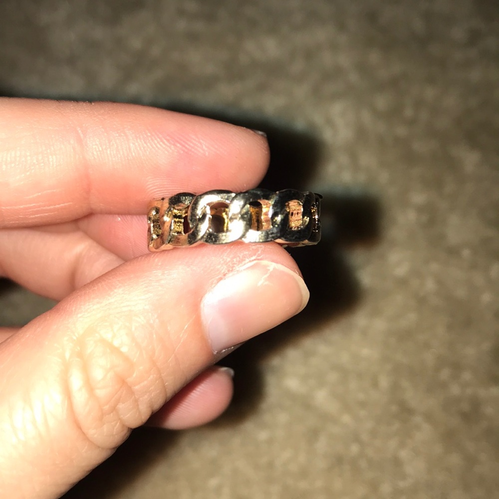 Ring - Picture 2 of 2